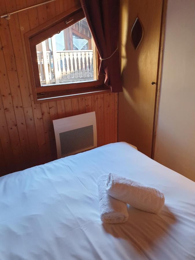 Chalet Les Avernes - Champagny En Vanoise, Domaine La Plagne Paradiski Exterior photo